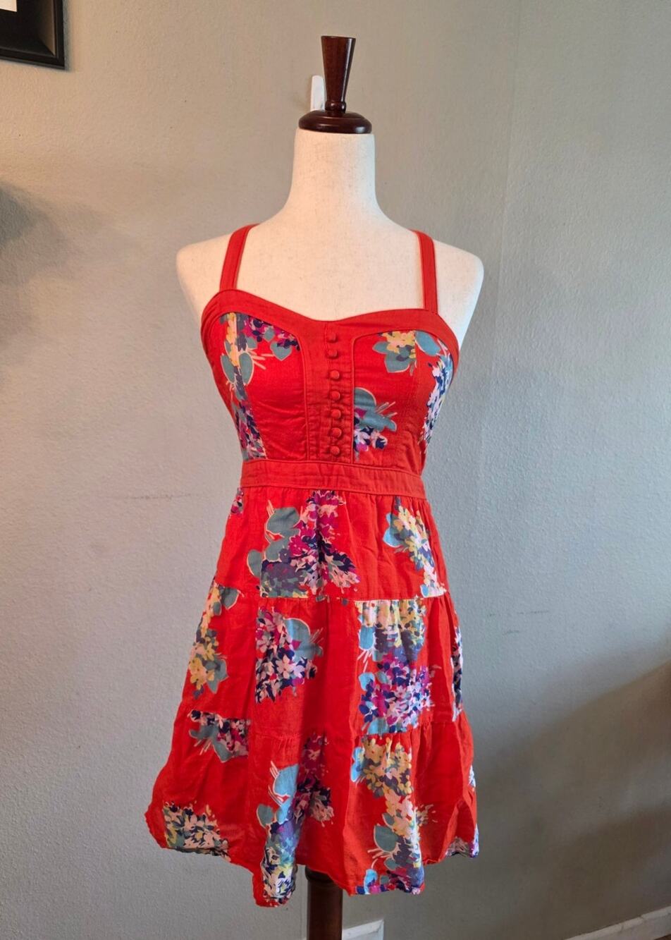 American Eagle Outfitters Women's Retro Inspired Dress SZ 4 Summer